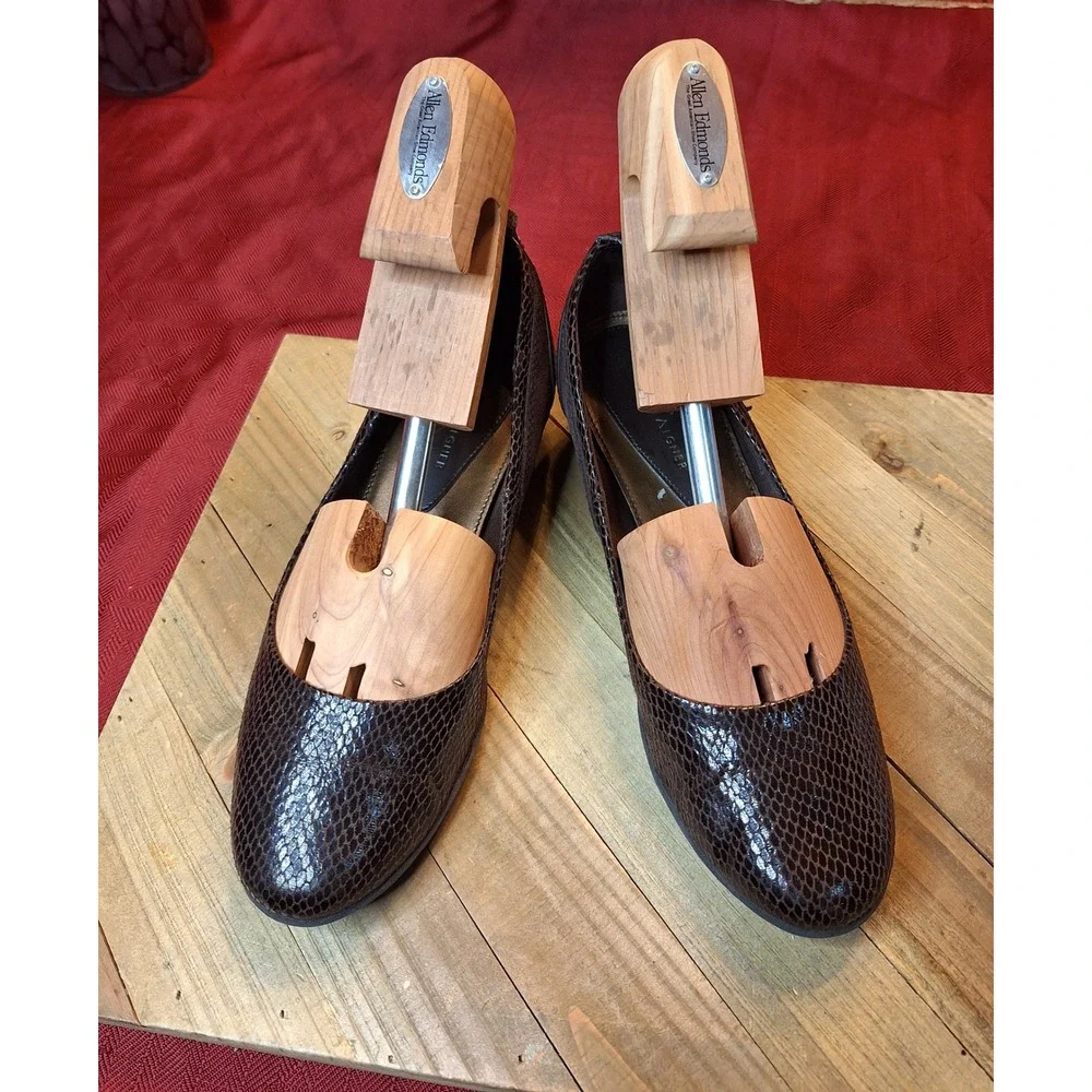 Etienne Aigner Carol Brown Snakeskin Embossed Suede Wedge Pumps Womens 8M‎